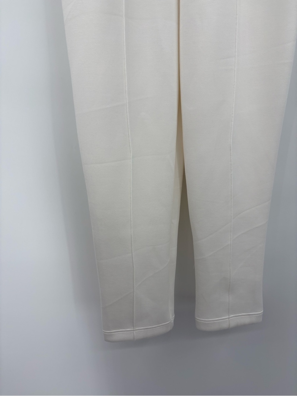SPANX AirEssentials Luxe Tapered Pants Powder Ivory NWT Size S - Picture 6 of 12